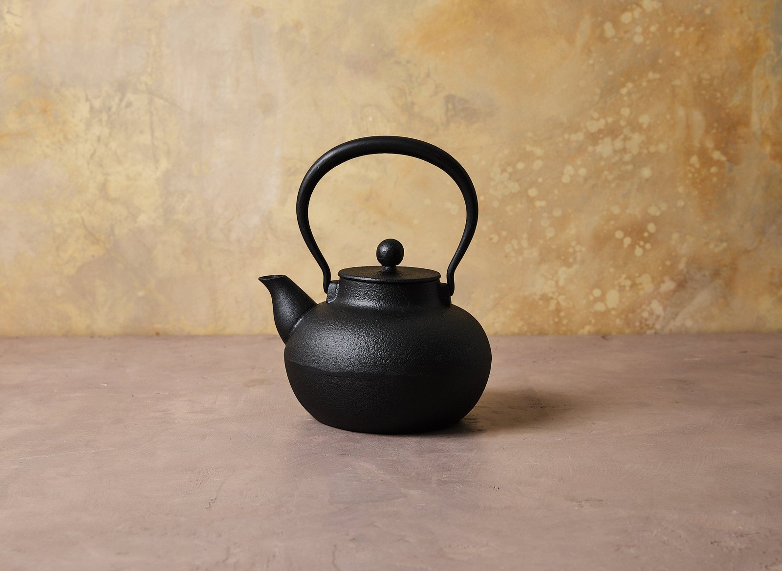 Ogasawara Iron Kettle - Image 2