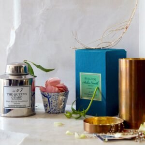 The Tea & Candle Collection, No. 47 The Queen's Guard